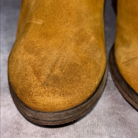 EUC Women’s FRYE Carson Piping Booties US 5.5B Tan Suede Leather Ankle Boots - Picture 5 of 12